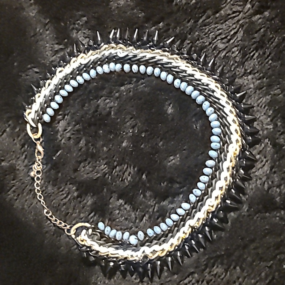 Stella & Dot Tempest bib necklace, Boho, Gith, Beaded - Picture 3 of 9